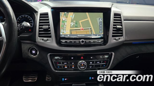 KG Mobility (SsangYong) Rexton Diesel 2.2 4WD The Black 2023 — фото 18