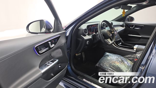Mercedes-Benz C-Class (W206) C200 AMG Line 2024 — фото 10
