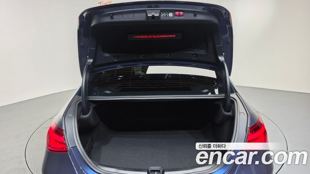 Mercedes-Benz C-Class (W206) C200 AMG Line 2024 — фото 19