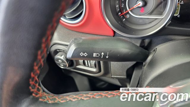 Jeep Wrangler (JL) 2.0 Rubicon Power Top 4Door 2019 — фото 29