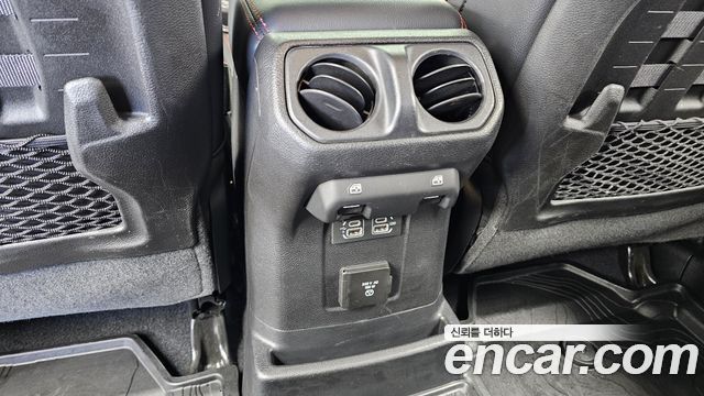 Jeep Wrangler (JL) 2.0 Rubicon Power Top 4Door 2019 — фото 31