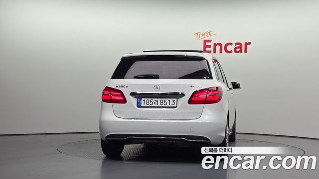 Mercedes-Benz B-Class (W246) B200 d 2017 — фото 4