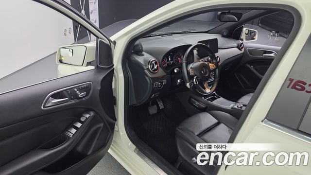 Mercedes-Benz B-Class (W246) B200 d 2017 — фото 10