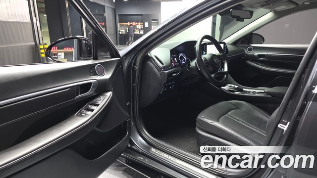 Hyundai Sonata (DN8) 2.0 Premium Plus 2023 — фото 10