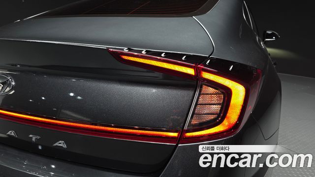 Hyundai Sonata (DN8) 2.0 Premium Plus 2023 — фото 23