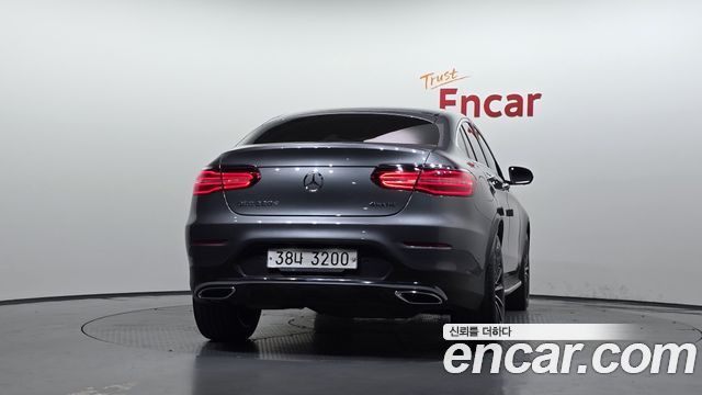Mercedes-Benz GLC-Class (X253) GLC220 d 4MATIC Premium Coupe 2017 — фото 4