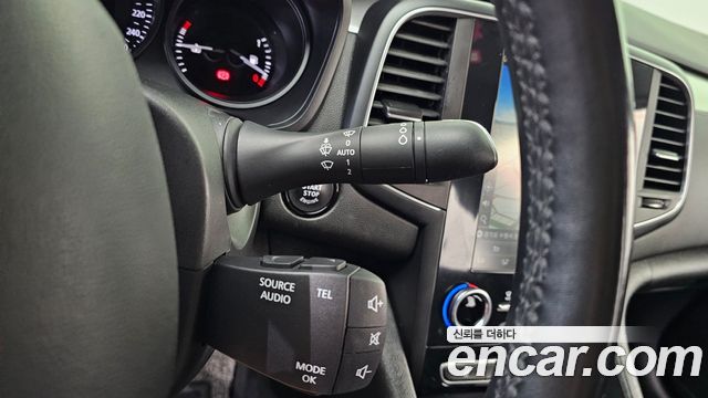 Renault Korea SM6 2.0 LPe SE 2020 — фото 18