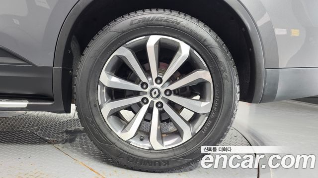 Renault Korea QM6 Diesel 2WD LE 2017 — фото 21