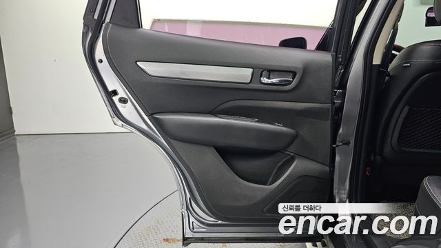 Renault Korea QM6 Diesel 2WD LE 2017 — фото 25