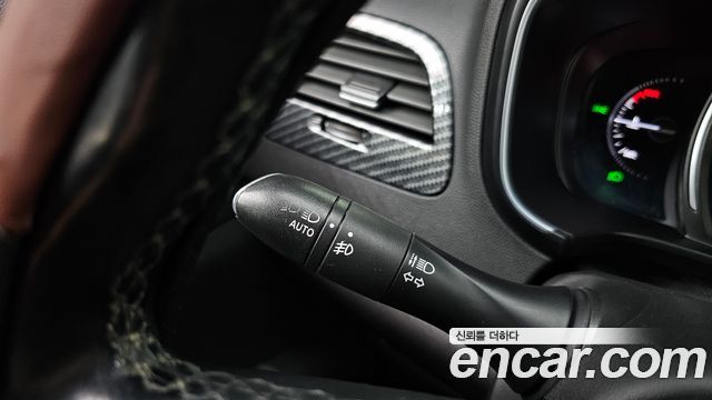 Renault Korea QM6 Diesel 2WD LE 2017 — фото 31