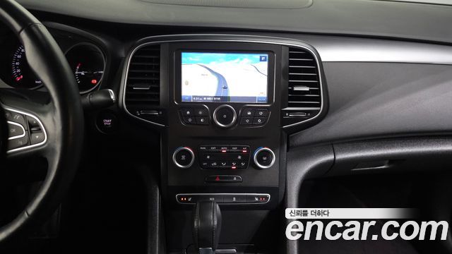 Renault Korea SM6 2.0 GDe SE 2016 — фото 15