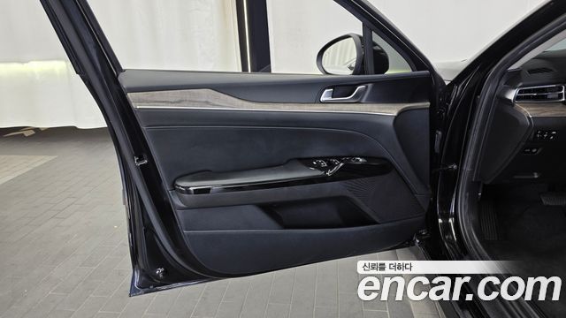 Kia K5 Hybrid (III) Noblesse 2022 — фото 24