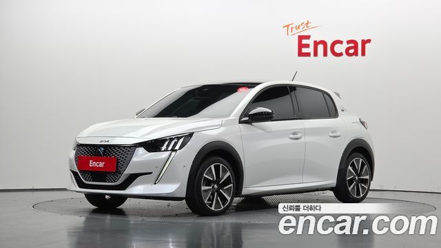 Peugeot e-208 (II) GT