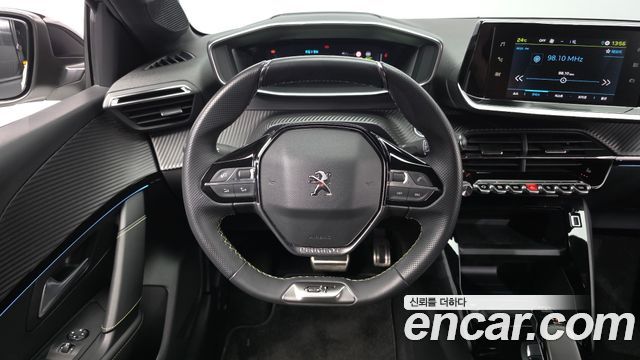 Peugeot e-208 (II) GT 2022 — фото 13