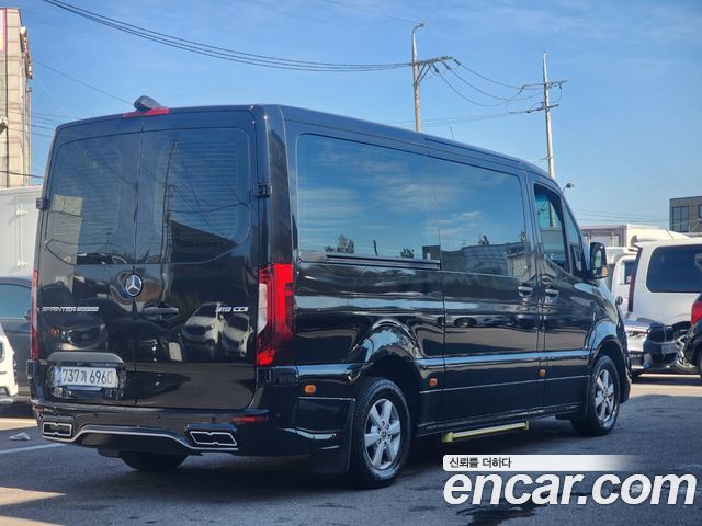 Mercedes-Benz Sprinter 3.0 Diesel W907 2021 — фото 2