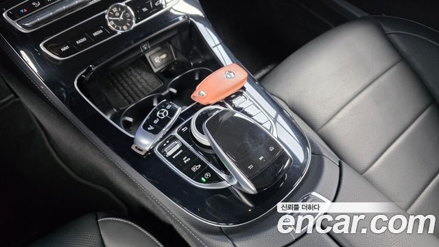 Mercedes-Benz E-Class (W213) E300 AMG Line 2019 — фото 19