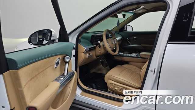 Genesis GV60 Standard 2023 — фото 10