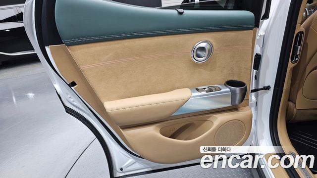 Genesis GV60 Standard 2023 — фото 25