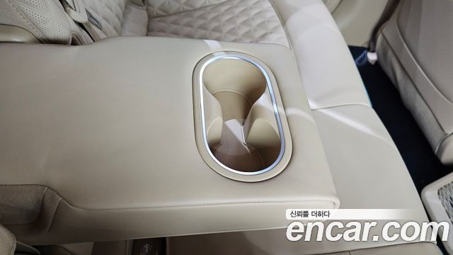 Genesis GV60 Standard 2023 — фото 27