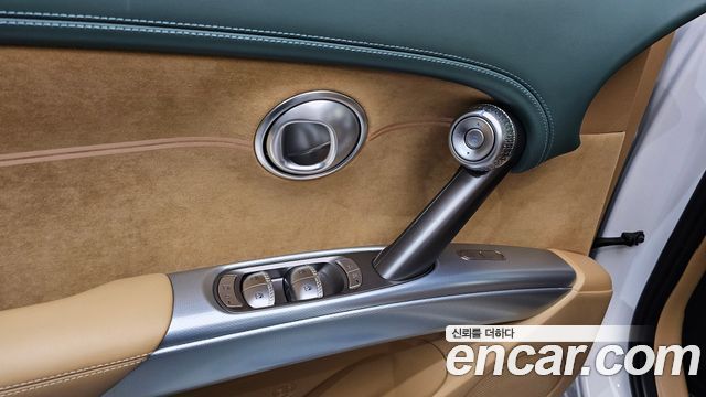 Genesis GV60 Standard 2023 — фото 30