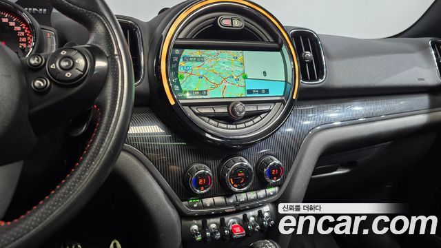 MINI Cooper S Countryman JCW 2nd 2018 — фото 13