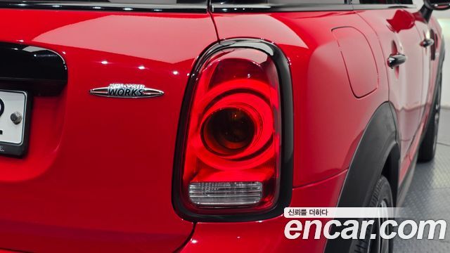 MINI Cooper S Countryman JCW 2nd 2018 — фото 23