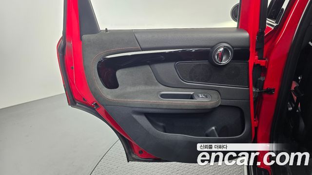 MINI Cooper S Countryman JCW 2nd 2018 — фото 25