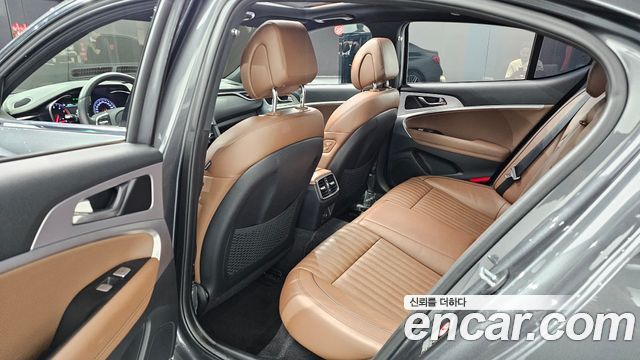 Genesis G70 2.0T Elite 2019 — фото 12