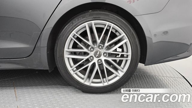 Genesis G70 2.0T Elite 2019 — фото 21