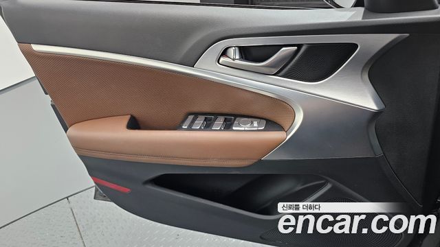 Genesis G70 2.0T Elite 2019 — фото 24