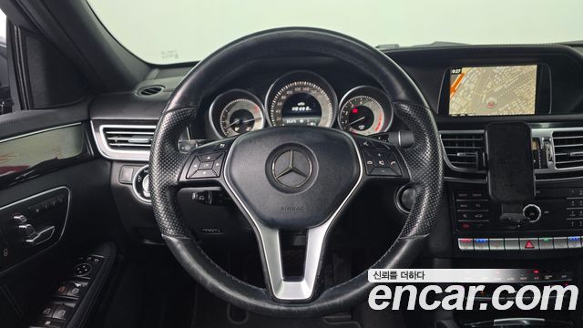 Mercedes-Benz E-Class (W212) E400 4MATIC 2016 — фото 13
