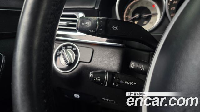 Mercedes-Benz E-Class (W212) E400 4MATIC 2016 — фото 14