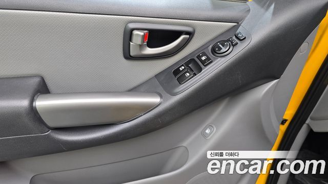 Hyundai Grand Starex School Bus LPi 2021 — фото 16