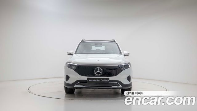 Mercedes-Benz EQB (X243) EQB300 4MATIC Progressive 2026 — фото 3