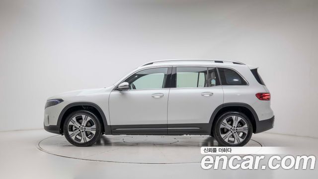 Mercedes-Benz EQB (X243) EQB300 4MATIC Progressive 2026 — фото 4