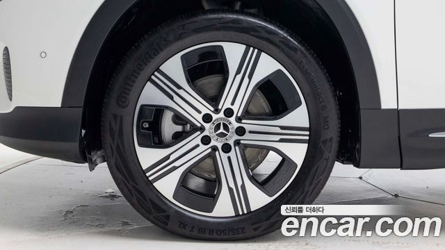 Mercedes-Benz EQB (X243) EQB300 4MATIC Progressive 2026 — фото 5
