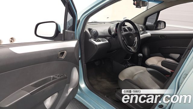 Chevrolet Spark LPG LT Standard 2012 — фото 10