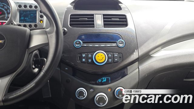 Chevrolet Spark LPG LT Standard 2012 — фото 17