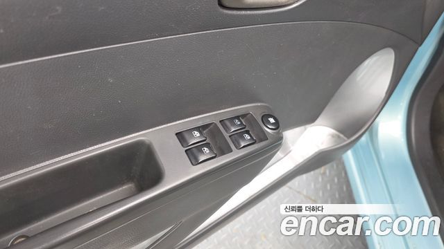Chevrolet Spark LPG LT Standard 2012 — фото 23