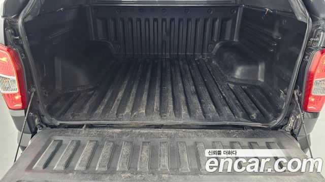 KG Mobility (SsangYong) Rexton Sports Diesel 2.2 2WD Prestige 2019 — фото 17