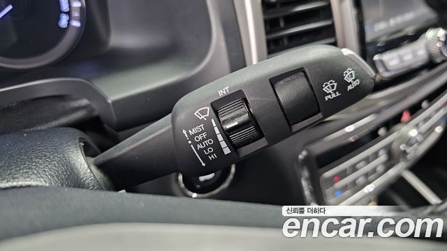 KG Mobility (SsangYong) Rexton Sports Diesel 2.2 2WD Prestige 2019 — фото 27
