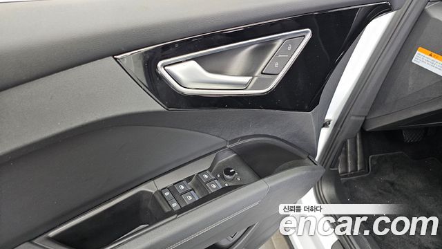 Audi Q4 e-tron (F4) 40 Premium 2022 — фото 29