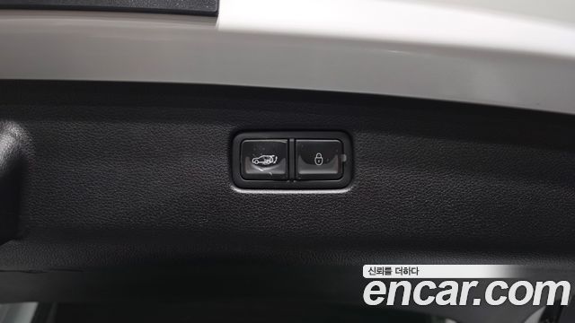 Genesis GV70 2.5T Gasoline 2WD 2022 — фото 29