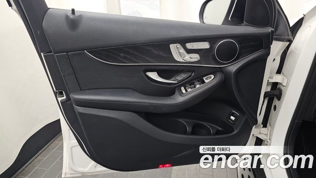 Mercedes-Benz GLC-Class (X253) GCL300 4MATIC Coupe 2019 — фото 24