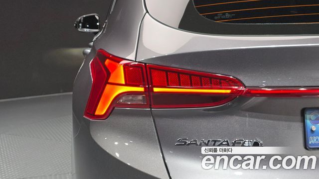 Hyundai Santa Fe Diesel 2.2 2WD Calligraphy 2021 — фото 23
