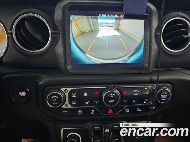 Jeep Wrangler (JL) 2.0 Overland 4Door 4xe 2021 — фото 19