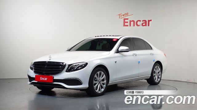 Mercedes-Benz E-Class (W213) E300 4MATIC Exclusive 2020 — фото 1