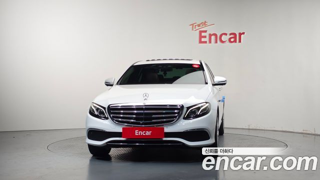 Mercedes-Benz E-Class (W213) E300 4MATIC Exclusive 2020 — фото 3