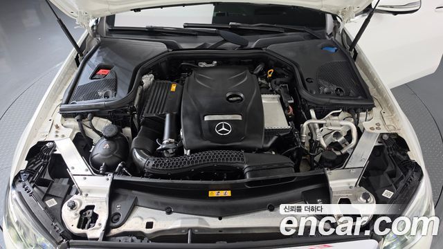 Mercedes-Benz E-Class (W213) E300 4MATIC Exclusive 2020 — фото 6