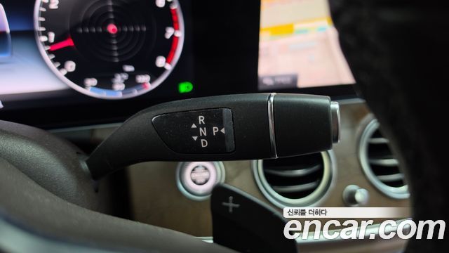 Mercedes-Benz E-Class (W213) E300 4MATIC Exclusive 2020 — фото 9